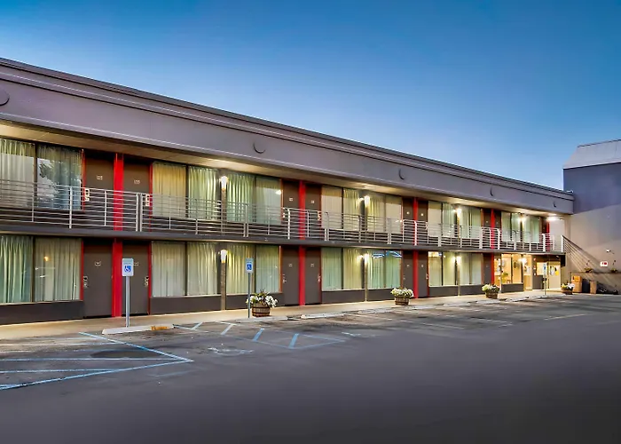 Motel 6 Louisville, Ky- Airport/ Fair Expo